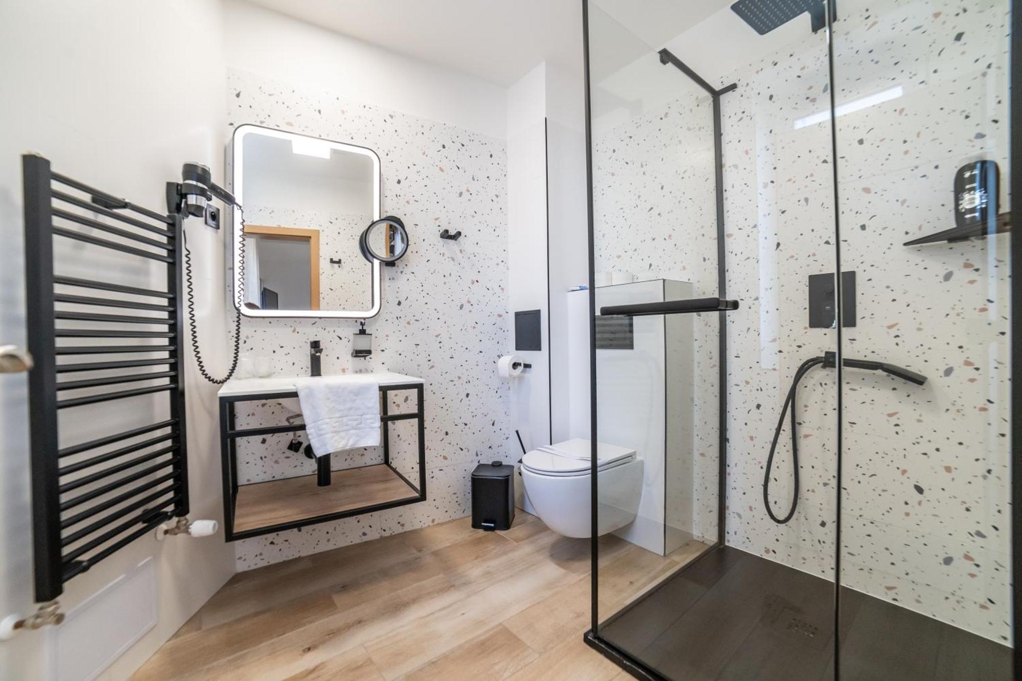 Hotel Plzen Luaran gambar