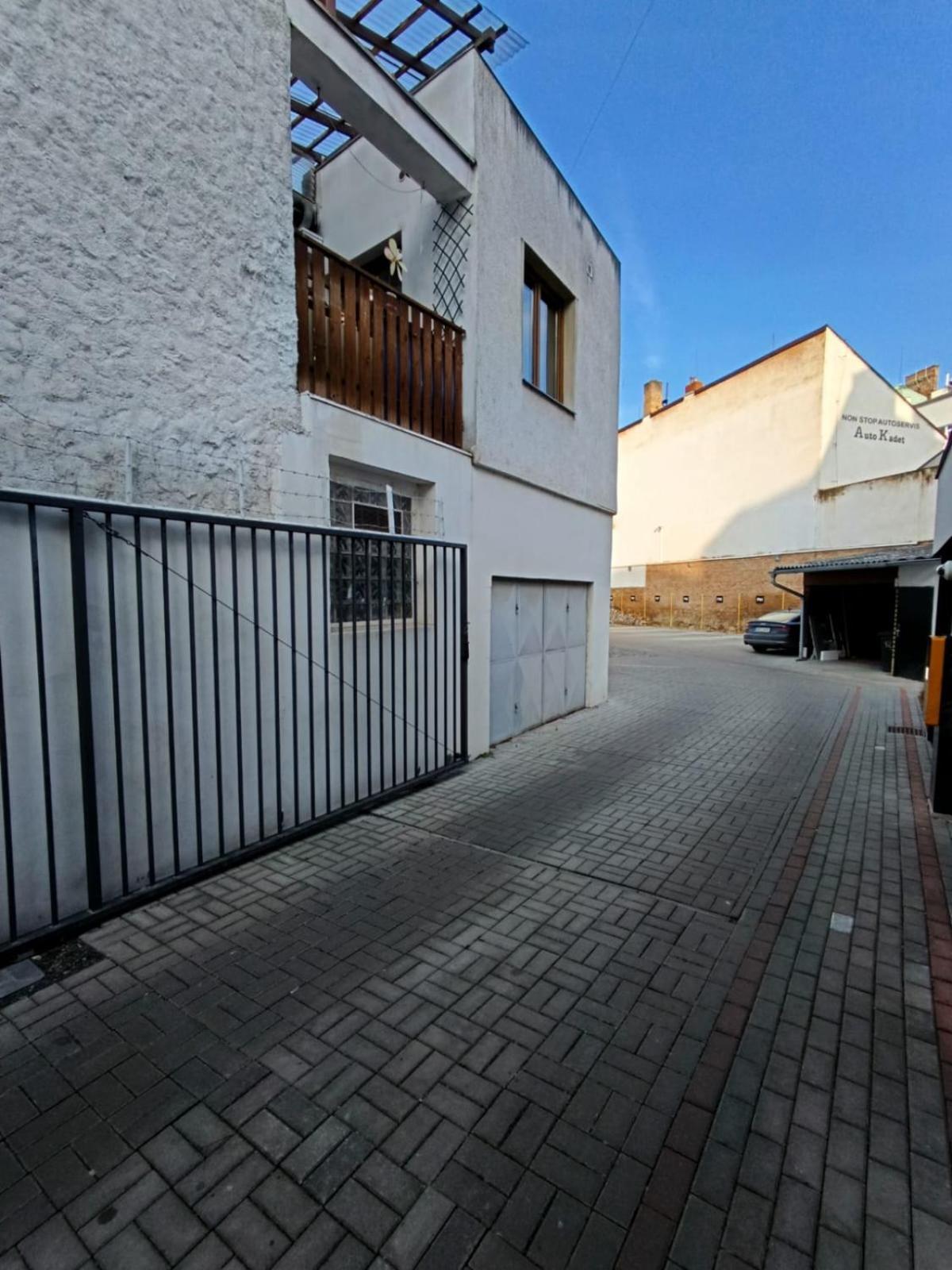Hotel Plzen Luaran gambar
