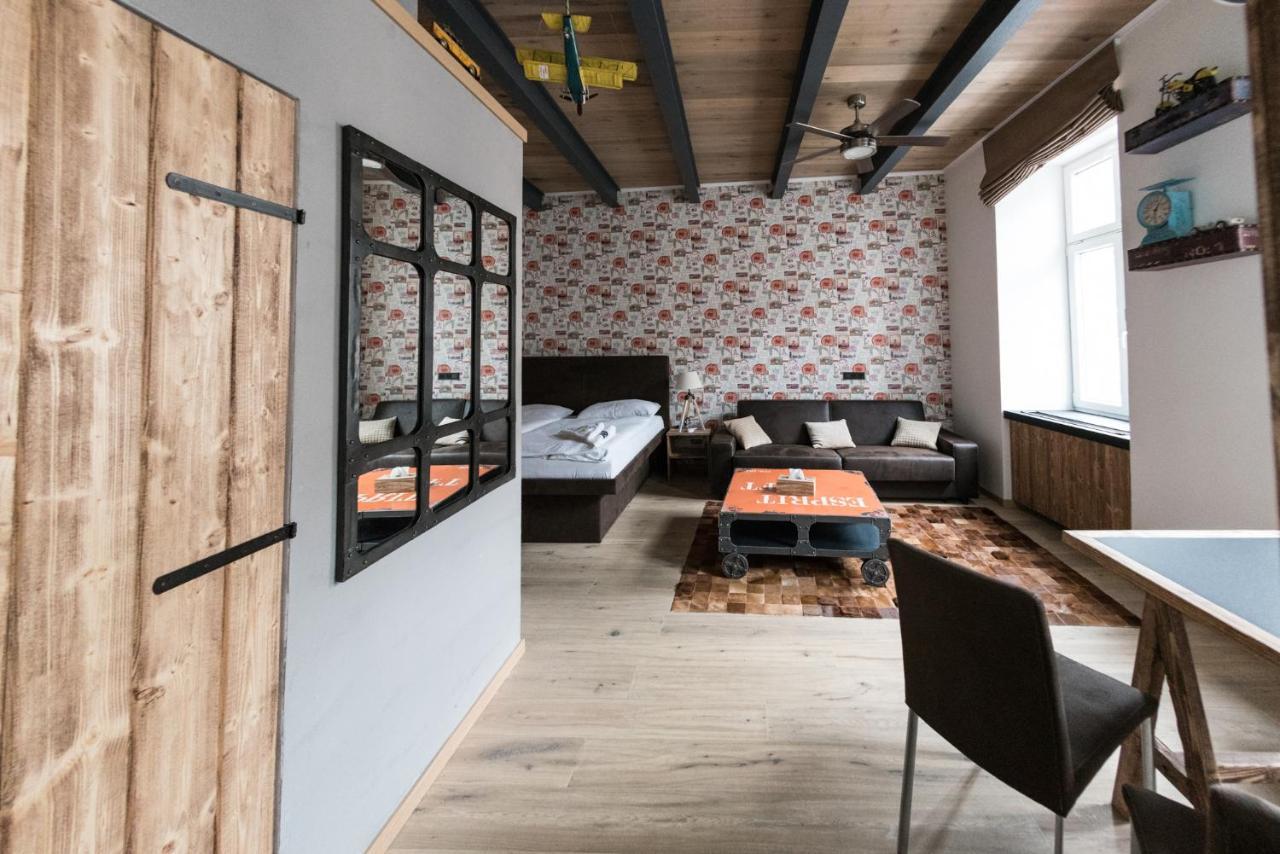 Hotel Plzen Luaran gambar